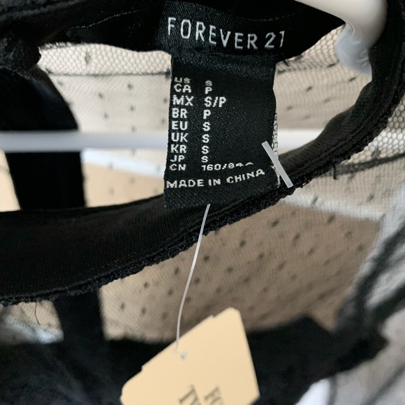 ✨Sale✨Forever 21 lace long sleeve short dress - Picture 9 of 9